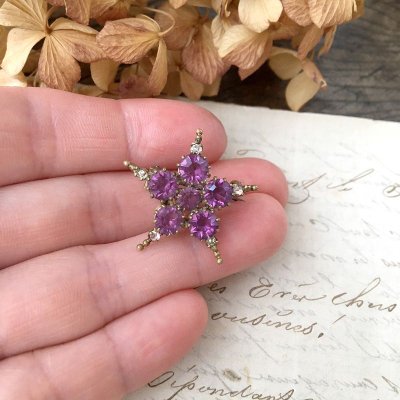 画像8: アメジストガラスのスターブローチ