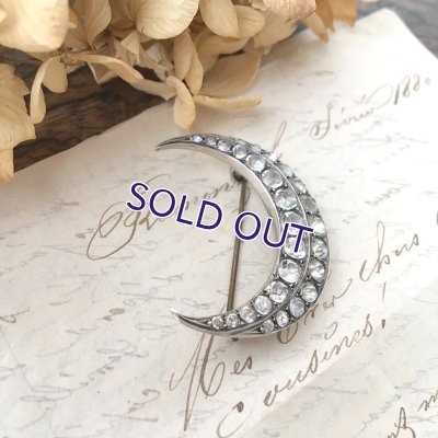 画像7: 銀製 ペーストガラスの大きな三日月ブローチ