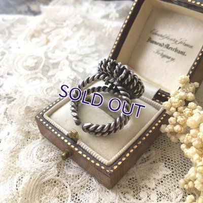 画像9: ローズカットサフィレットのロープワークリング