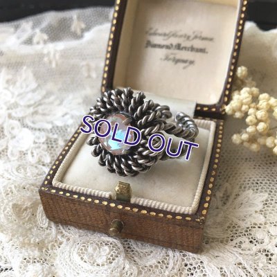 画像12: ローズカットサフィレットのロープワークリング