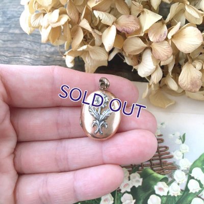 画像10: パールの花のゴールドロケットペンダント