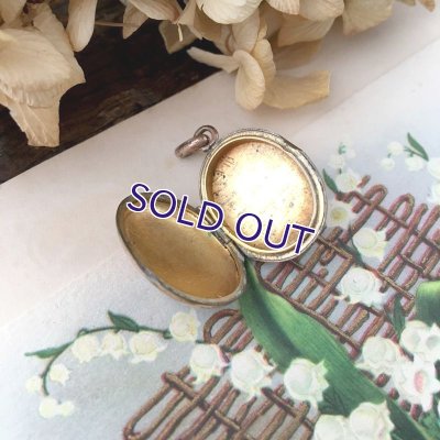 画像7: パールの花のゴールドロケットペンダント