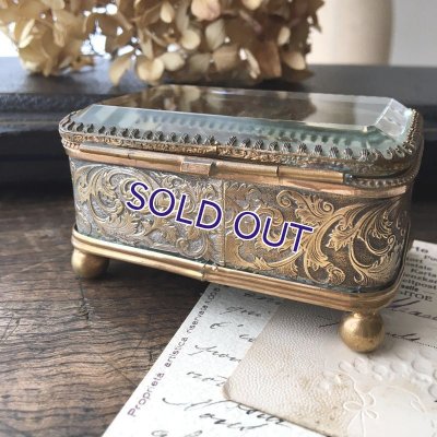 画像4: アカンサス文様の小さなジュエリーボックス