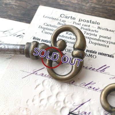 画像5: アンティークキー 丸型２個セット