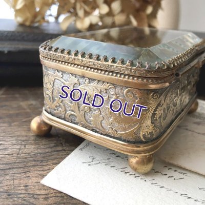 画像3: アカンサス文様の小さなジュエリーボックス