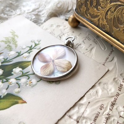 画像4: 銀製 ２枚ガラスのロケットペンダント