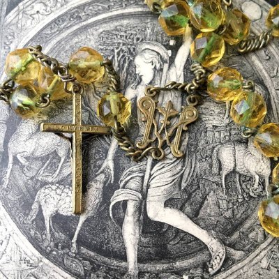 画像4: 蛍光 オレンジガラスのロザリオ