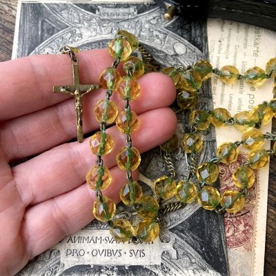 画像9: 蛍光 オレンジガラスのロザリオ