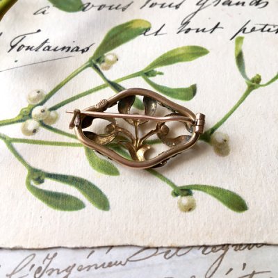 画像4: ORIA ヤドリギとパールのゴールドブローチ