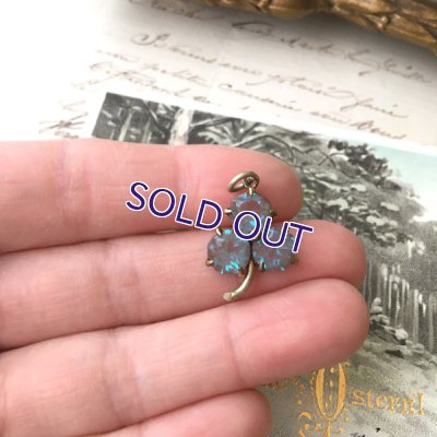 画像9: サフィレットのクローバーペンダント