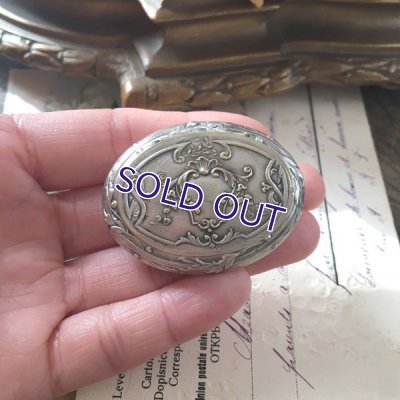 画像9: 植物モチーフの小さなパウダーケース