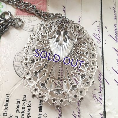 画像4: 貝殻モチーフの透かし細工ペンダント