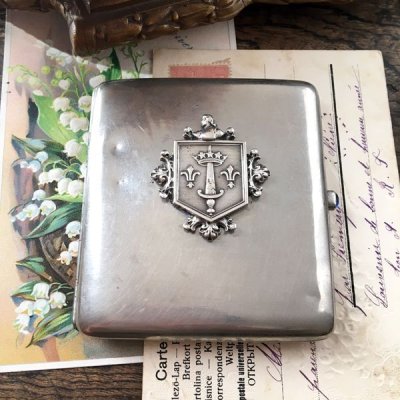 画像2: 聖ジャンヌダルク紋章のシガレットケース