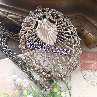 画像7: 貝殻モチーフの透かし細工ペンダント