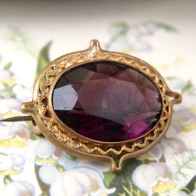 画像4: パープルガラスのオーバルゴールドブローチ