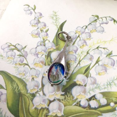画像6: アイリスガラスの小さなシルバーペンダント