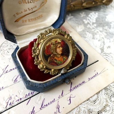 画像7: 少女の横顔肖像エナメルブローチ