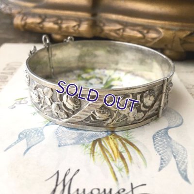 画像4: 銀製 バラ装飾のバングル