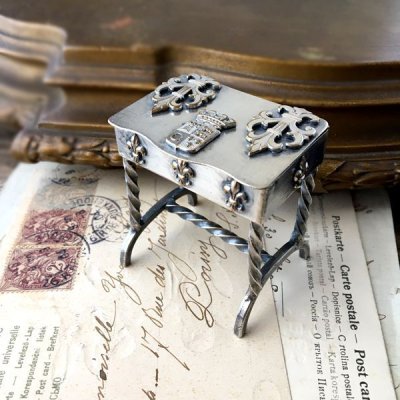 画像3: 『SALIES』紋章の切手ケース