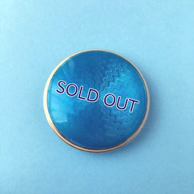 画像4: ブルーギロッシュエナメルのパウダーケース