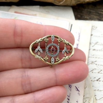 画像9: 赤ガラスとアールデコデザインのブローチ