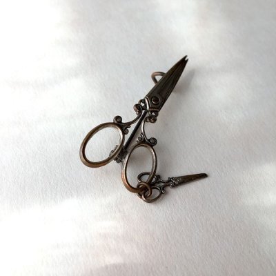 画像4: ミニチュアシザーのブローチ