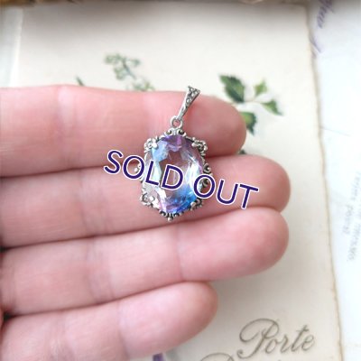 画像9: アイリスガラスのオーバルペンダント