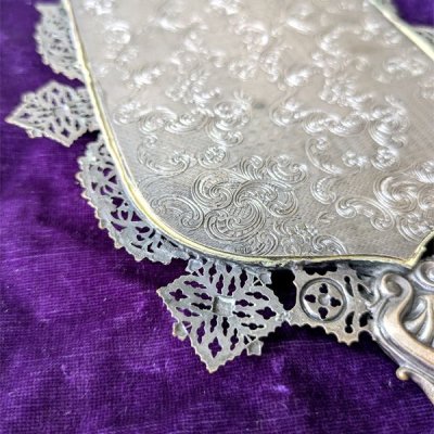 画像9: フルールドリスとエルミン紋章の手鏡