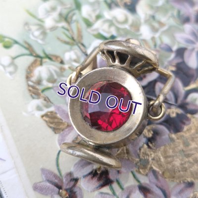 画像3: 赤ガラスのランタンブローチ