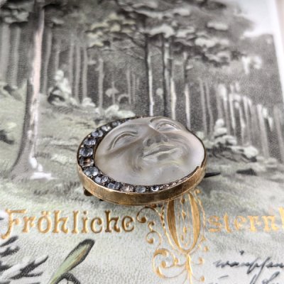 画像7: マンインザムーンとペーストガラスのブローチ