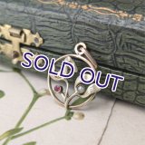 ヤドリギのゴールドペンダント