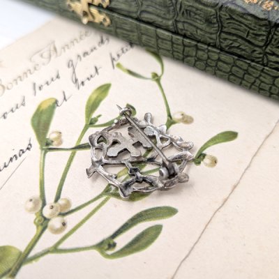 画像6: ヤドリギとロレーヌ十字のブローチ