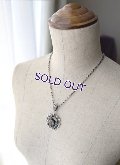 画像11: サフィレットのフルールドリスペンダント