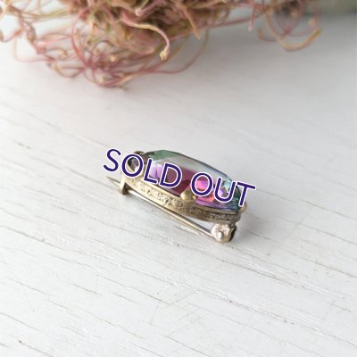 画像9: アイリスガラスのオーバル一粒ブローチ