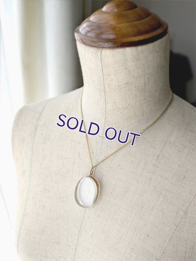 画像11: クリスタルのロケットペンダント