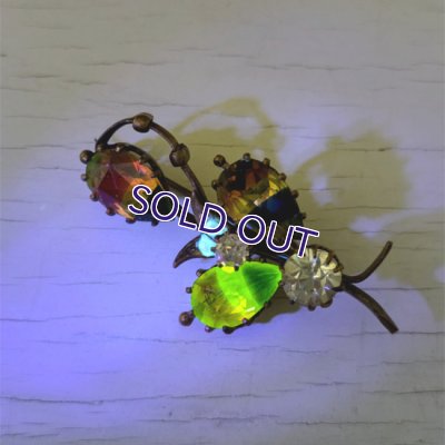 画像9: 蛍光アイリスガラスの花のブローチ