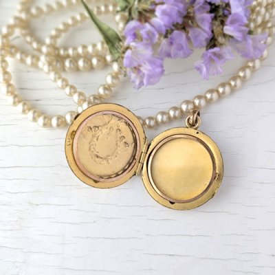 画像7: FIX ガーランド飾りのゴールドロケットペンダント