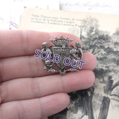 画像9: ジャンヌダルク紋章とハルピュイアのブローチ