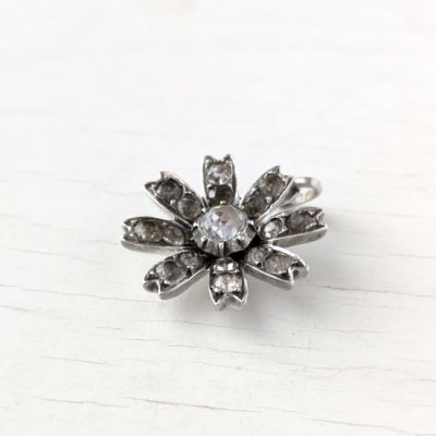 画像5: 銀製 クリアガラスの小さな花のペンダント