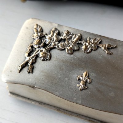 画像5: NDと百合の紋章 小さな切手ケース