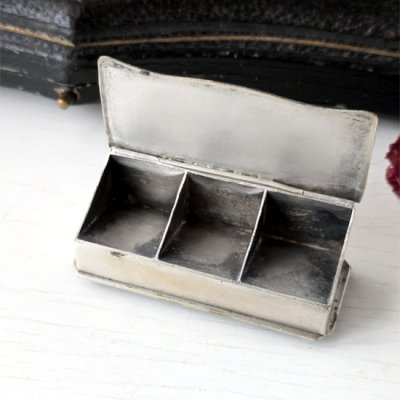 画像7: NDと百合の紋章 小さな切手ケース