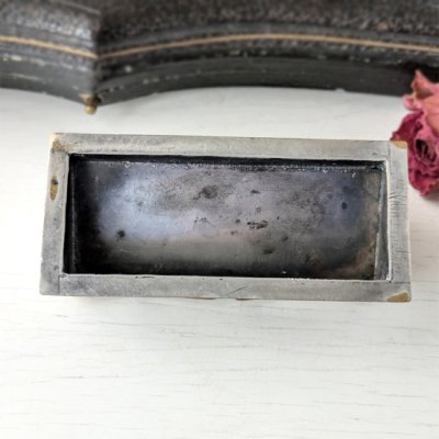 画像9: エルミン紋章の切手ケース