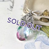 オーバルアイリスガラスの葡萄ペンダント