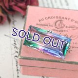 レクタングルアイリスガラスのブローチ