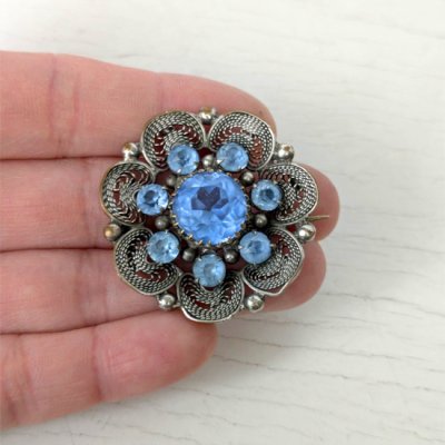 画像9: ブルーガラスのフィリグリー細工ブローチ