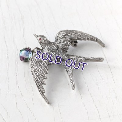 画像4: アイリスガラスとツバメのブローチ