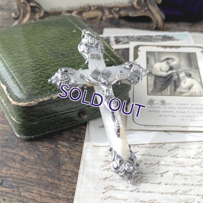 画像8: 天使装飾の大きなマザーオブパール十字架