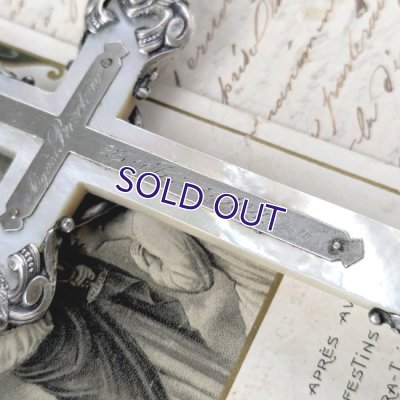 画像11: 天使装飾の大きなマザーオブパール十字架