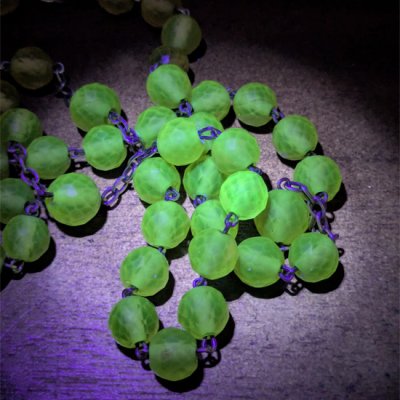 画像11: 銀杏色ウランガラスの大珠シルバーロザリオ