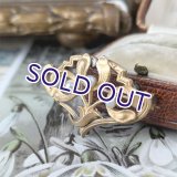 ORIA ヤドリギのゴールドブローチ